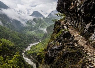 Ущелье Тароко — впечатляющий мраморный каньон с безумно красивыми видами