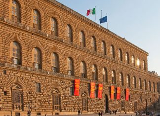 Палаццо Питти: неприметный снаружи, этот дворец веками хранит в себе тайны и несметные сокровища